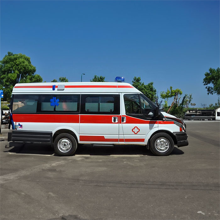 西宁私人救护车租车电话号码