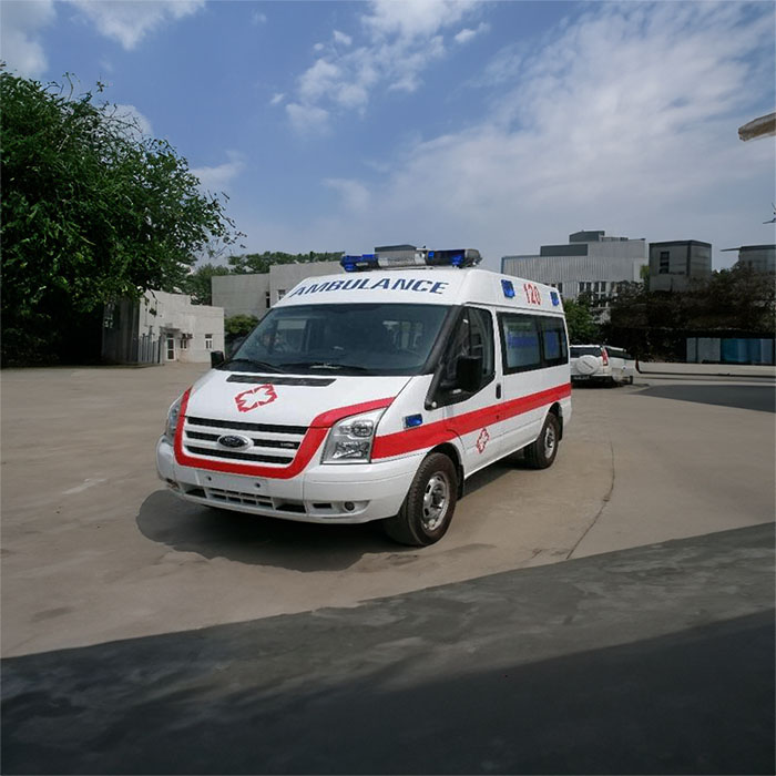 西宁救护车出租联系方式