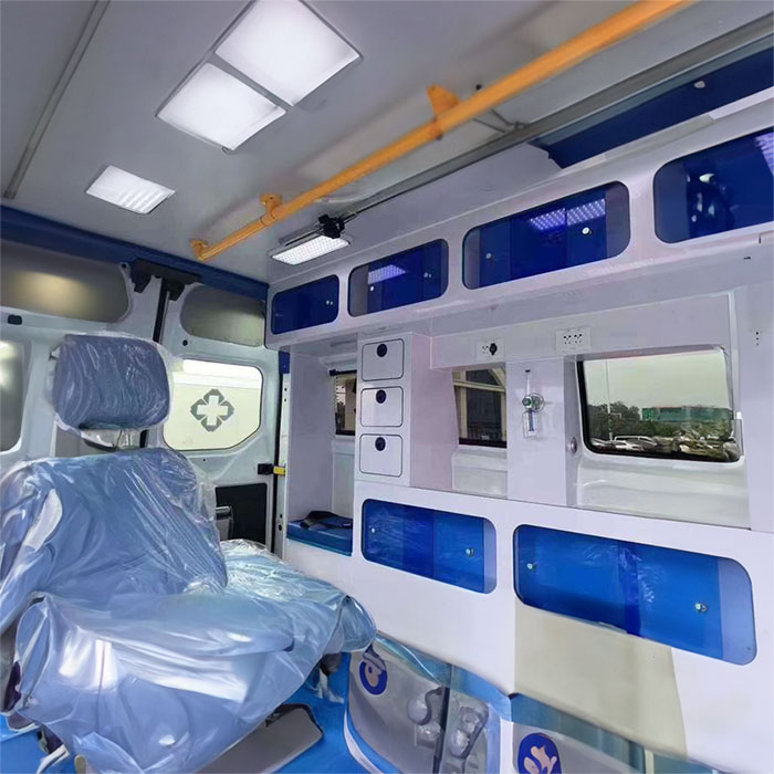 西宁出租救护车电话