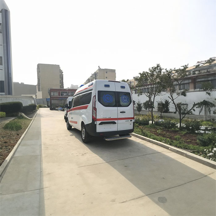 西宁出租救护车电话号码