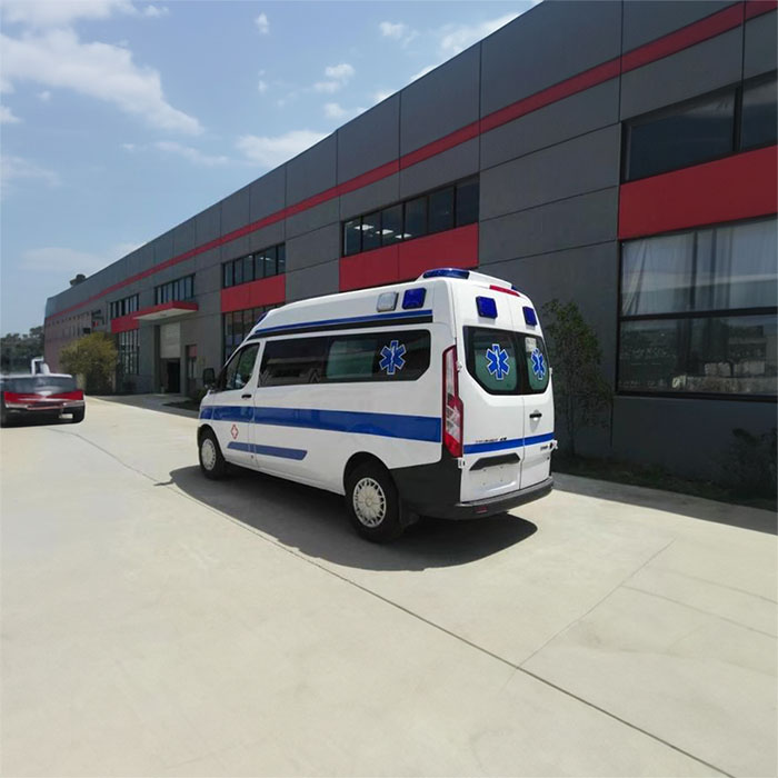 西宁租赁救护车电话