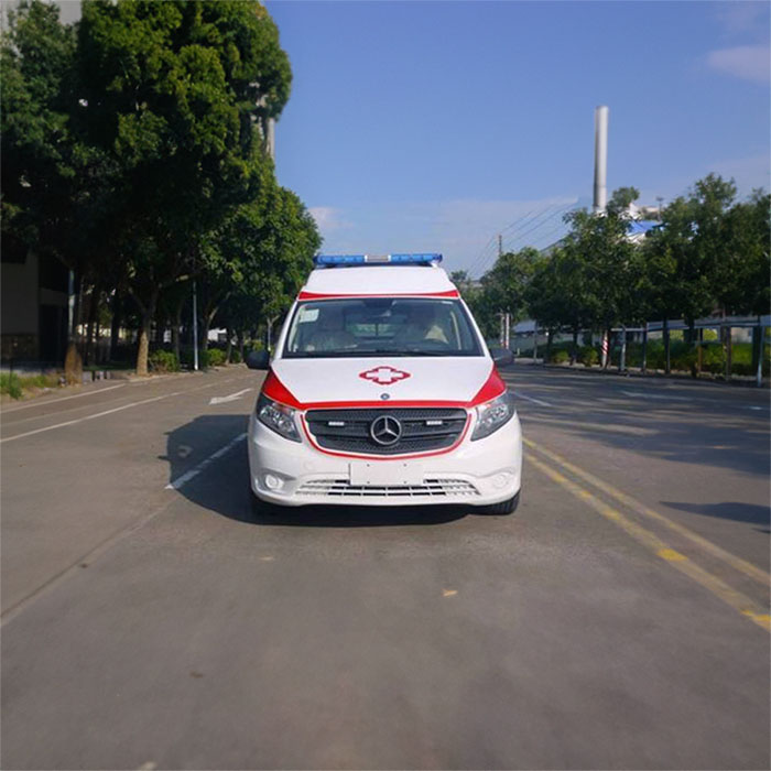 西宁私人救护车租车收费