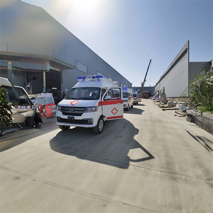 西宁私人救护车租车多少钱