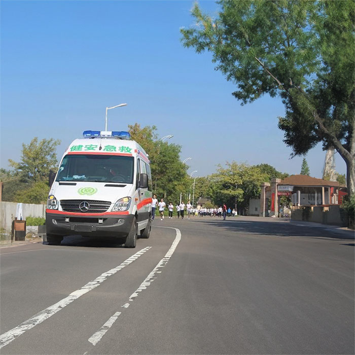 西宁救护车租赁收费标准