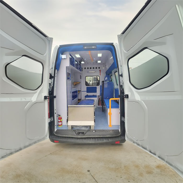 西宁租赁私人救护车