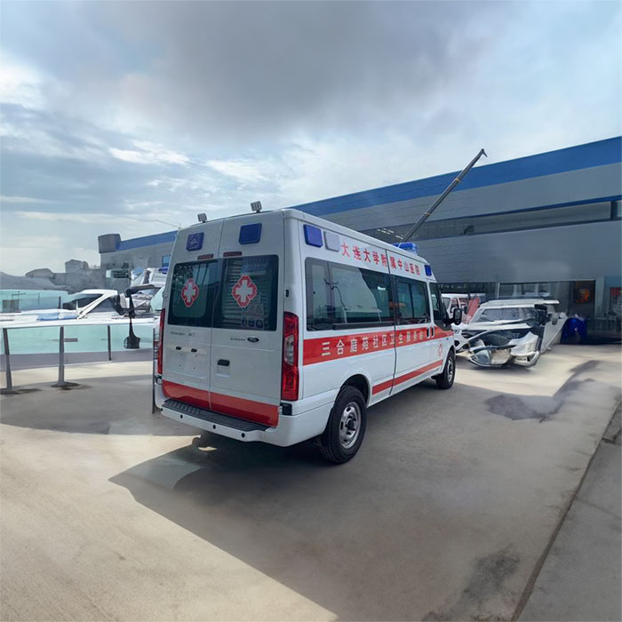 西宁救护车出租电话