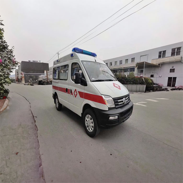 西宁私人救护车租赁多少钱