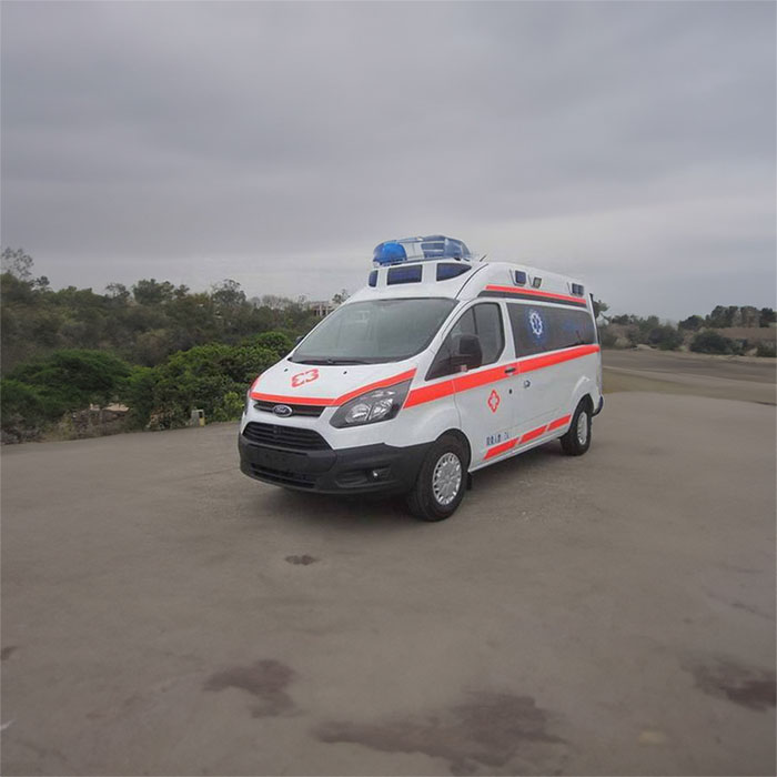 西宁私人救护车租车收费