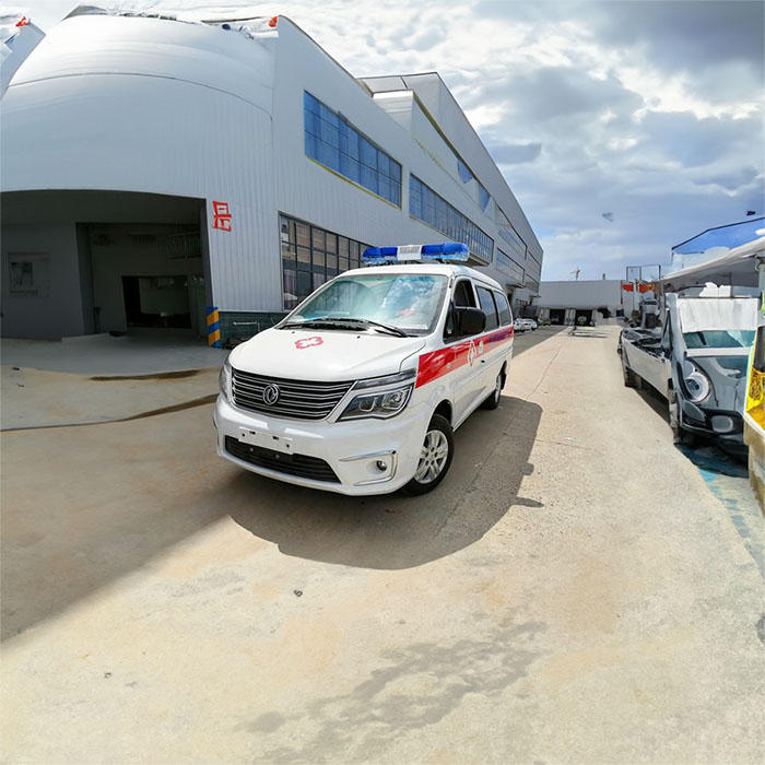 西宁租赁私人救护车联系电话