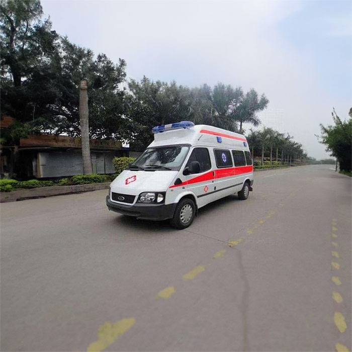 西宁私人救护车租赁电话号码