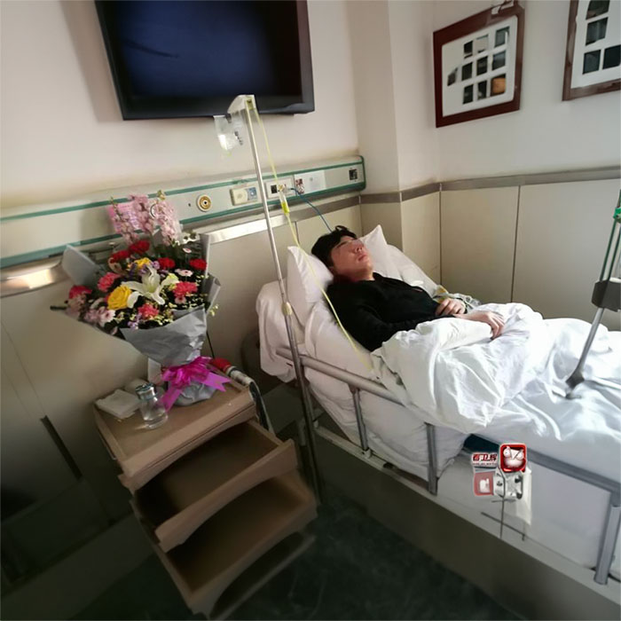 西宁私人救护车租车电话