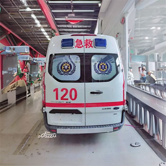 西宁私人救护车出租收费