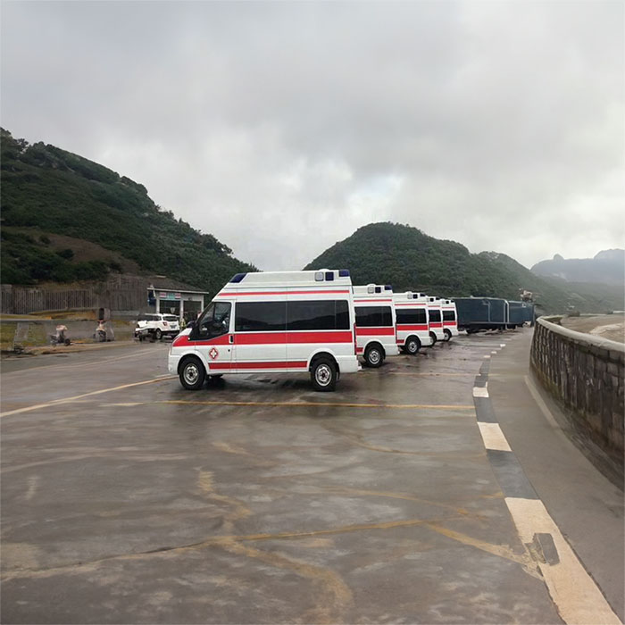 西宁出租救护车电话号码