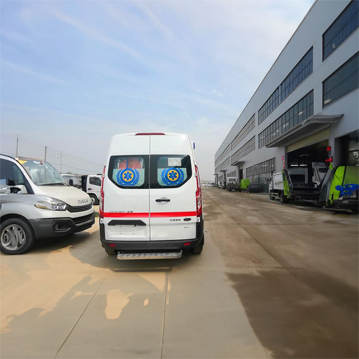 西宁救护车出租收费