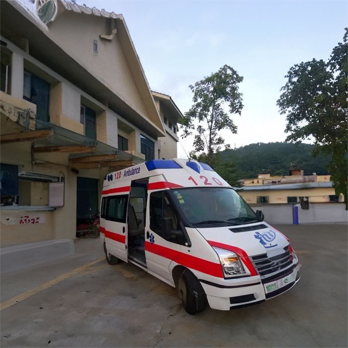 西宁私人救护车出租费用