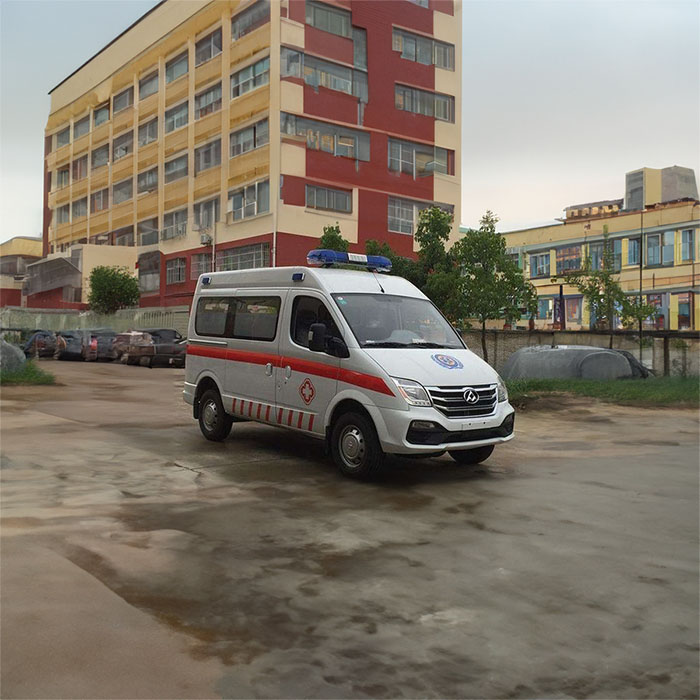 西宁私人救护车出租费用