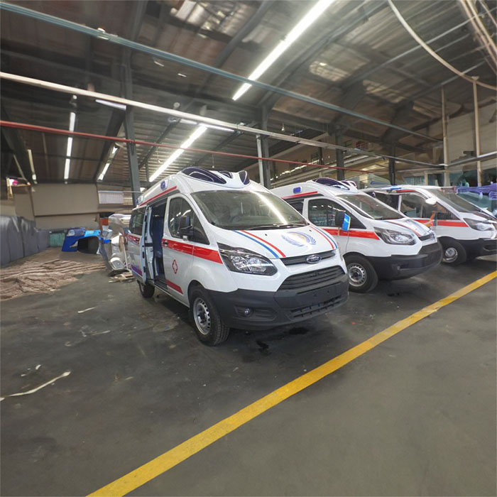 西宁急救车租赁电话