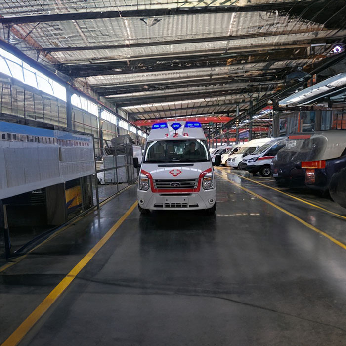 西宁出租私人救护车联系方式