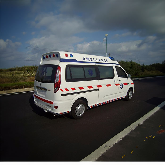 西宁私人救护车租赁电话号码