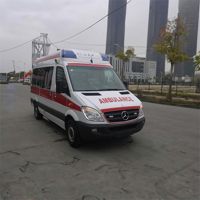 西宁租赁救护车联系电话
