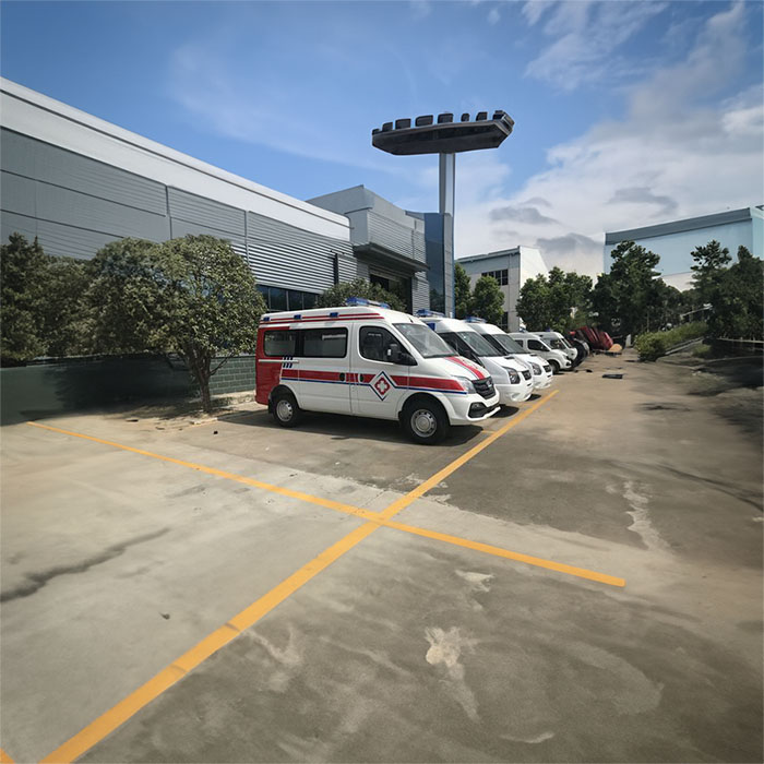 西宁救护车租车联系方式