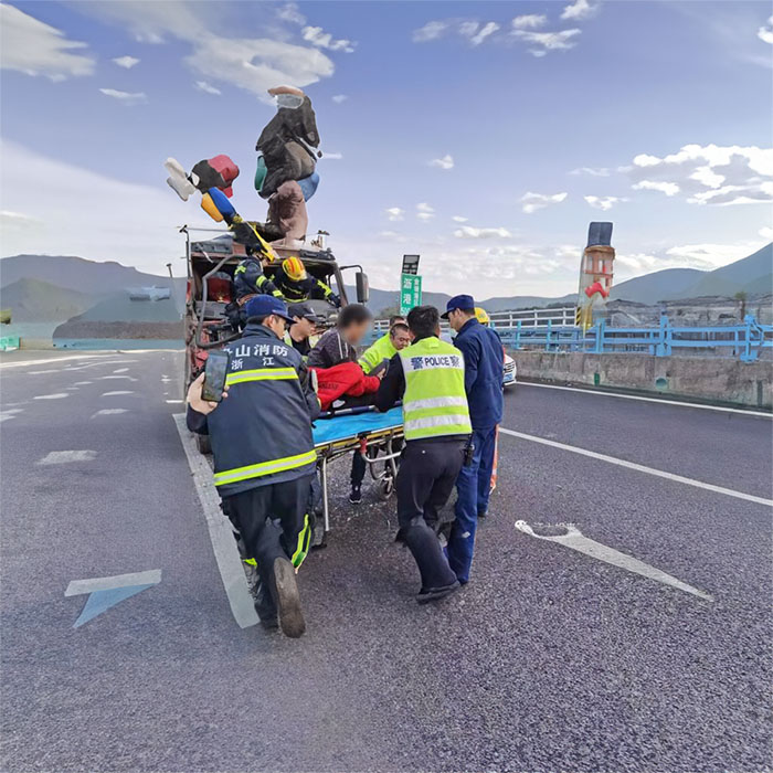 西宁救护车租赁多少钱