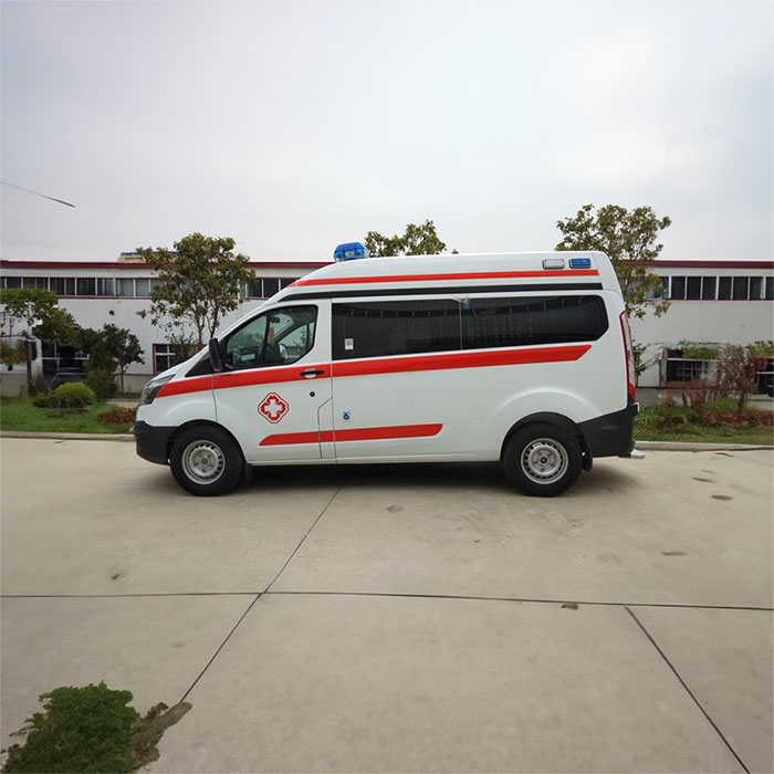 西宁私人救护车租车电话