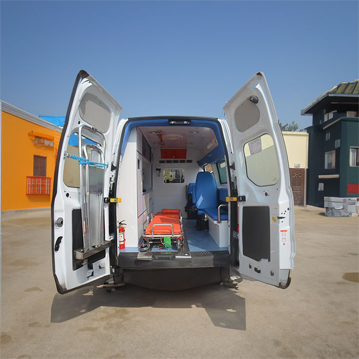 西宁出租急救车联系电话