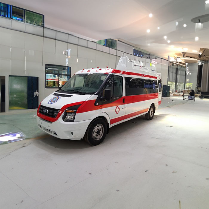 西宁私人救护车租车收费