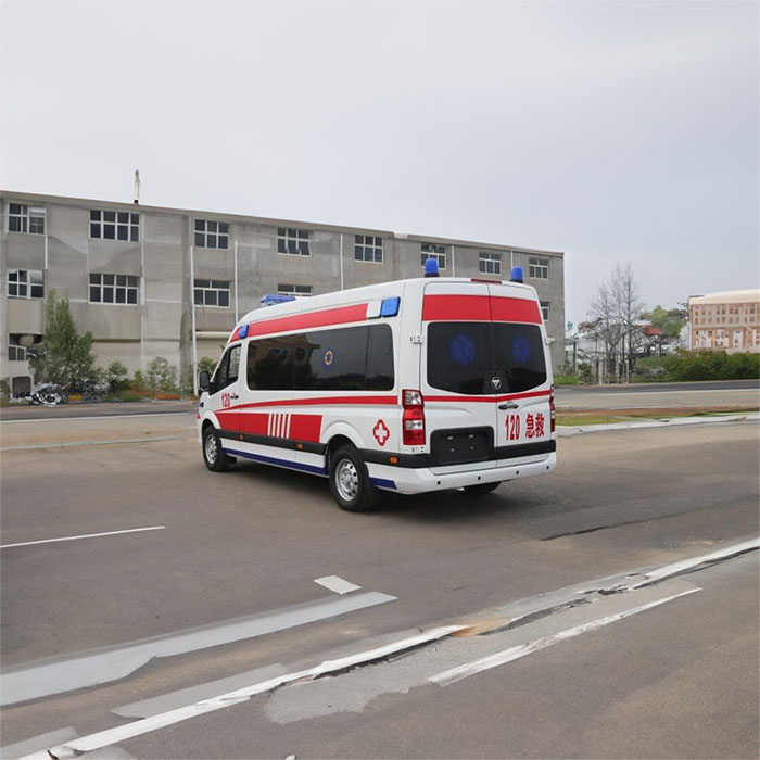 西宁租赁救护车电话