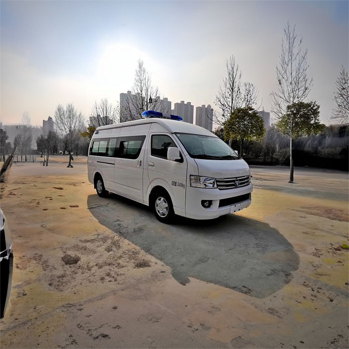 西宁租赁私人救护车联系方式