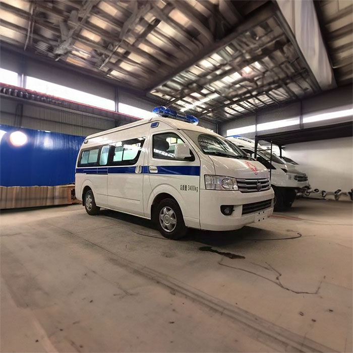 西宁租赁救护车电话号码