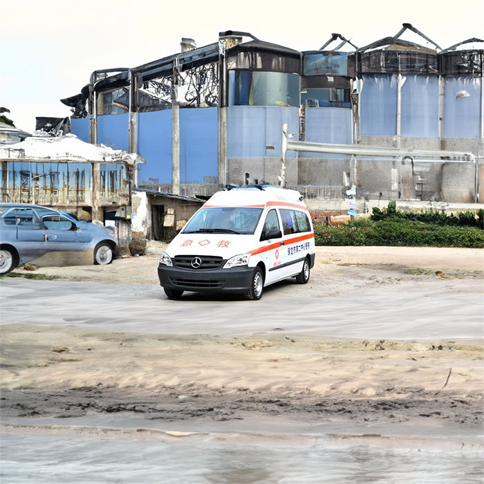 西宁救护车出租费用