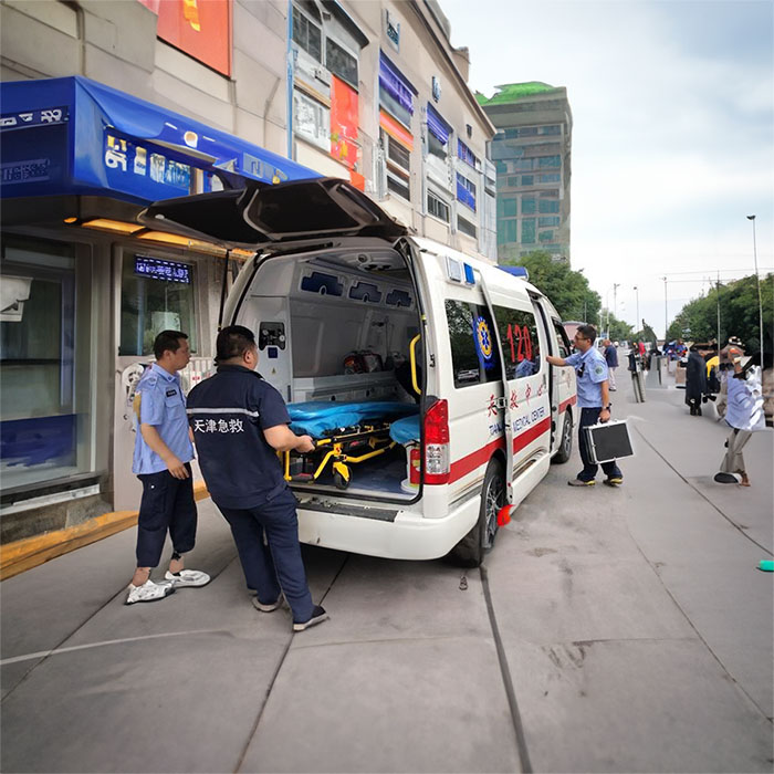 西宁出租急救车电话