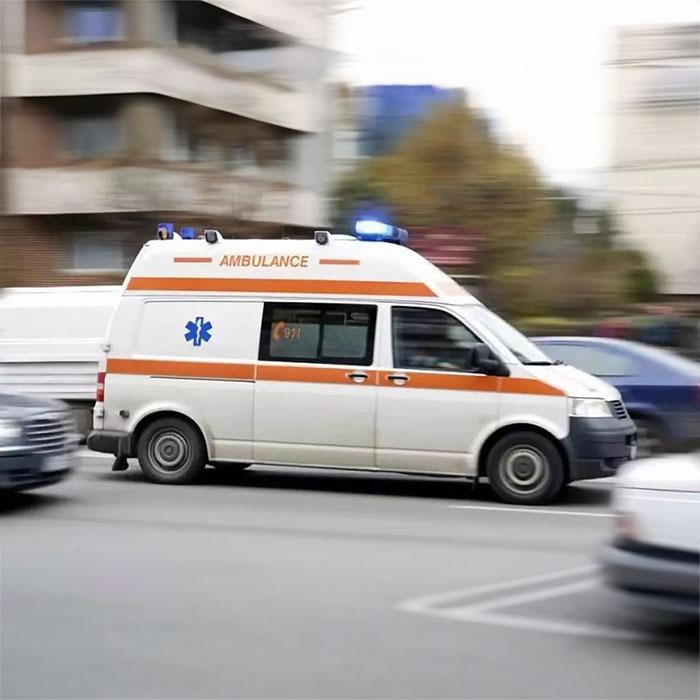 西宁私人救护车租车收费