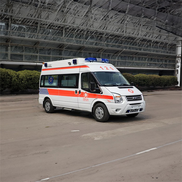 西宁救护车租车收费