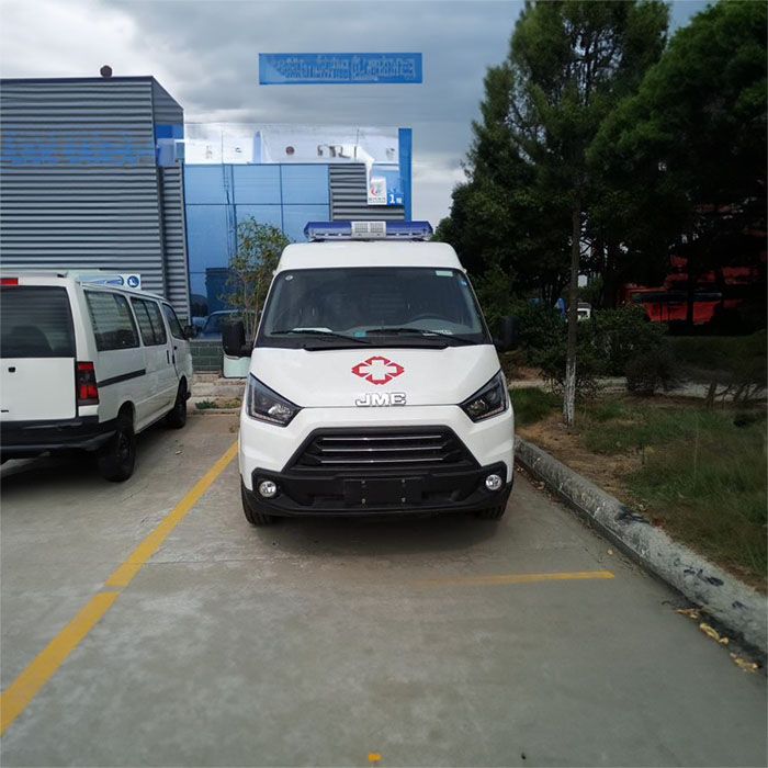 西宁救护车租车收费