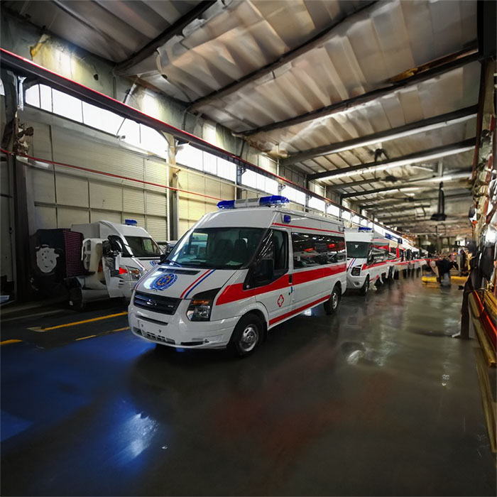 西宁私人救护车租赁多少钱