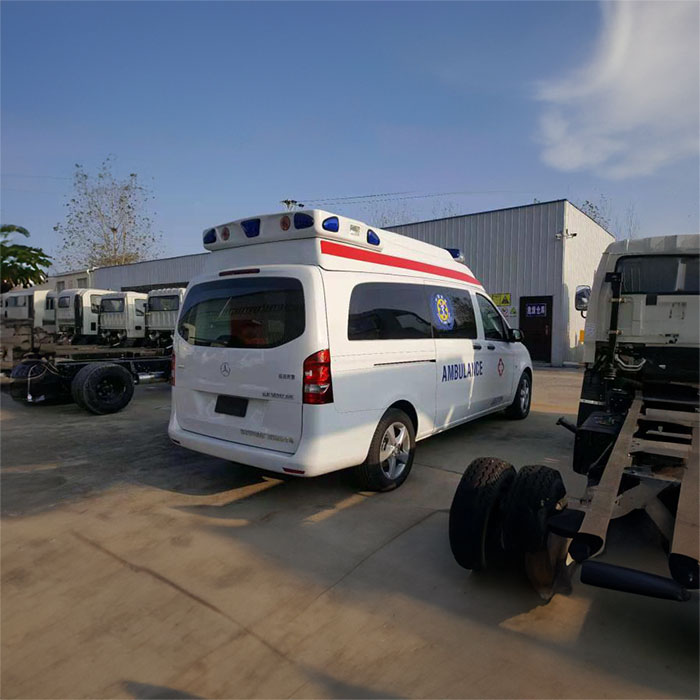 西宁出租私人救护车电话号码