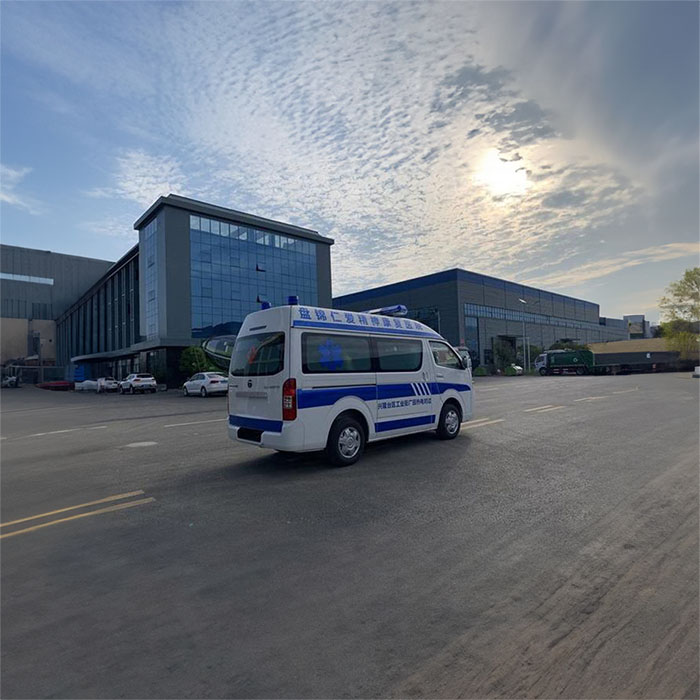 西宁出租急救车电话