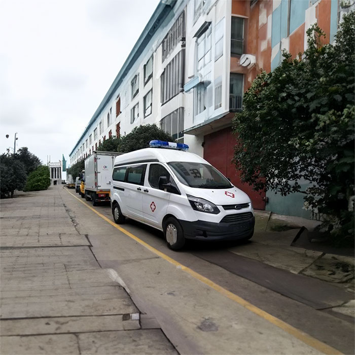 西宁急救车租赁联系电话