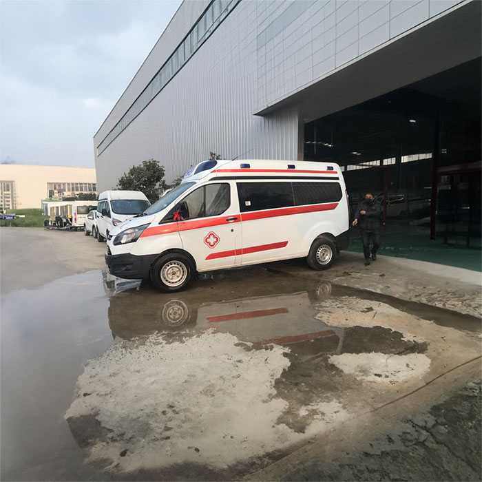 西宁急救车出租费用