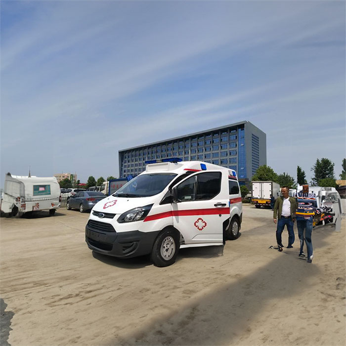 西宁租赁救护车联系方式
