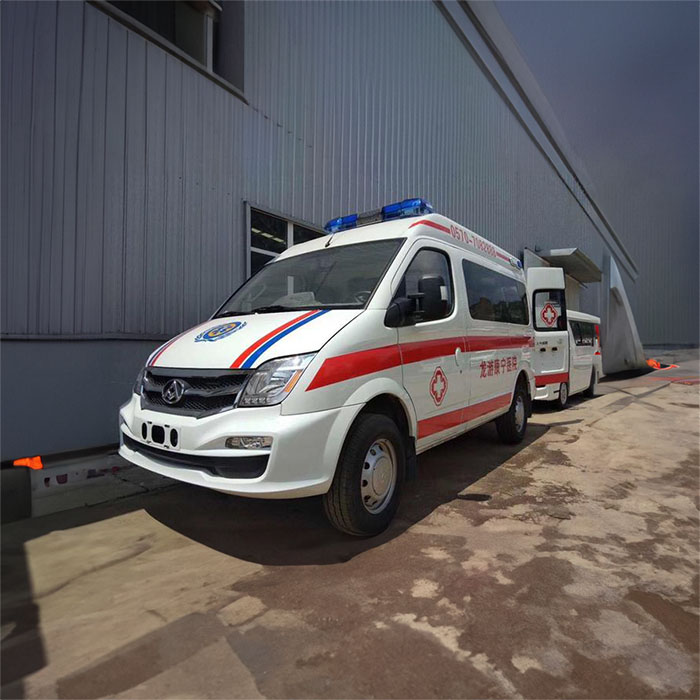 西宁救护车出租联系电话