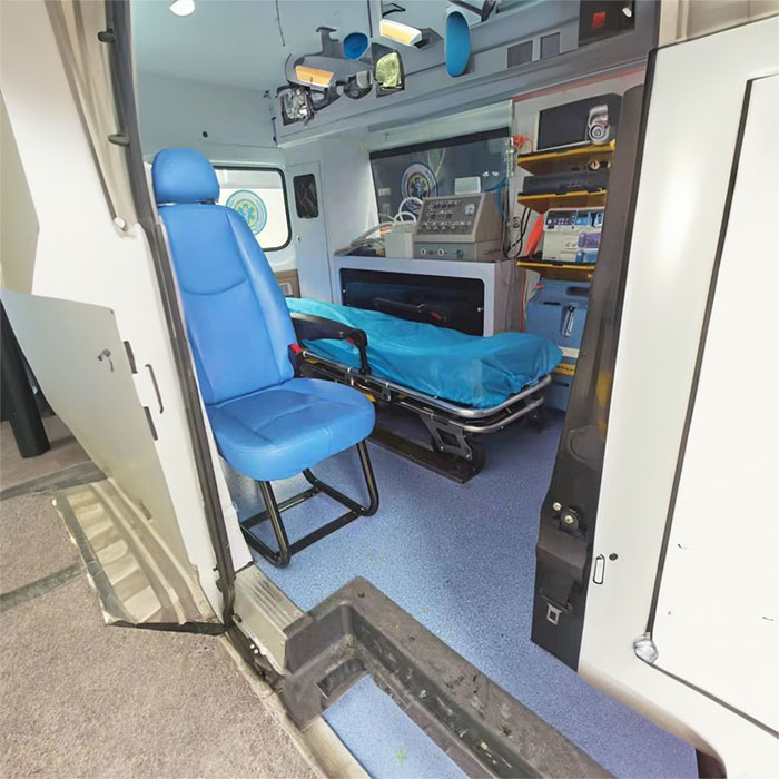 西宁急救车出租费用