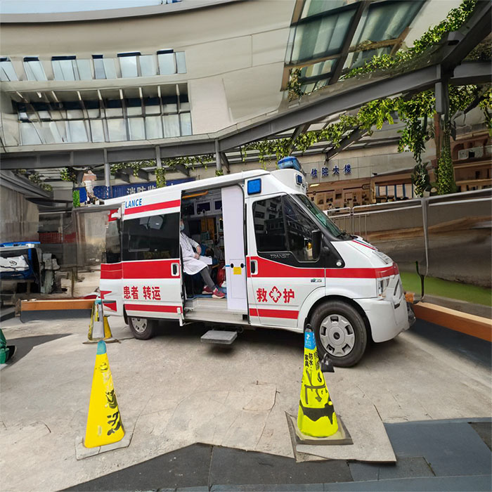 西宁租赁急救车电话号码