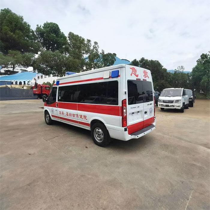 西宁租赁救护车电话