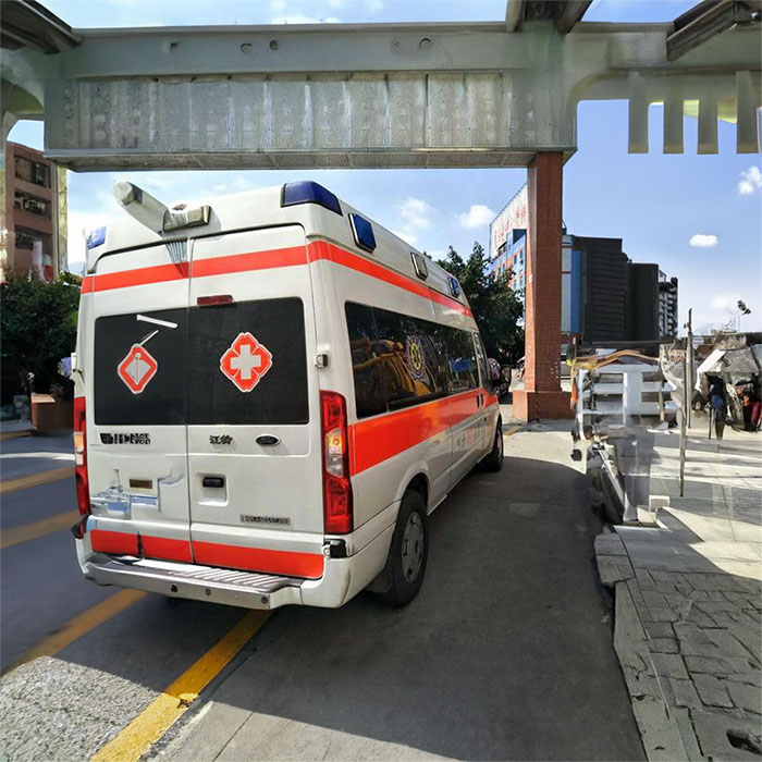 西宁救护车租赁收费