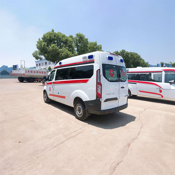 西宁救护车租赁多少钱