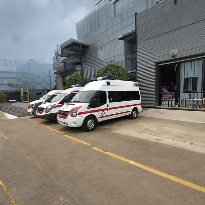 西宁救护车租车收费